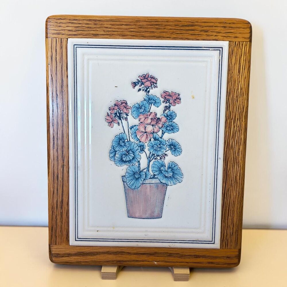 Vintage Oak Framed Ceramic Tile Pink Geranium Wall Plaque with Stand